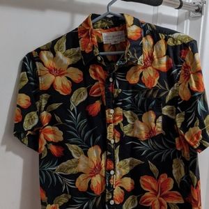 Hawaiian floral shirt